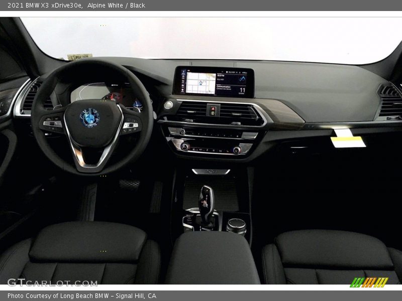 Alpine White / Black 2021 BMW X3 xDrive30e