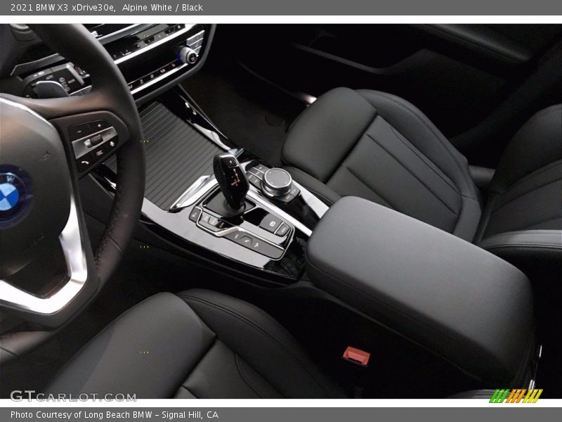 Alpine White / Black 2021 BMW X3 xDrive30e