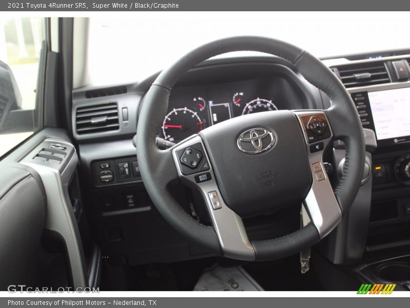 Super White / Black/Graphite 2021 Toyota 4Runner SR5