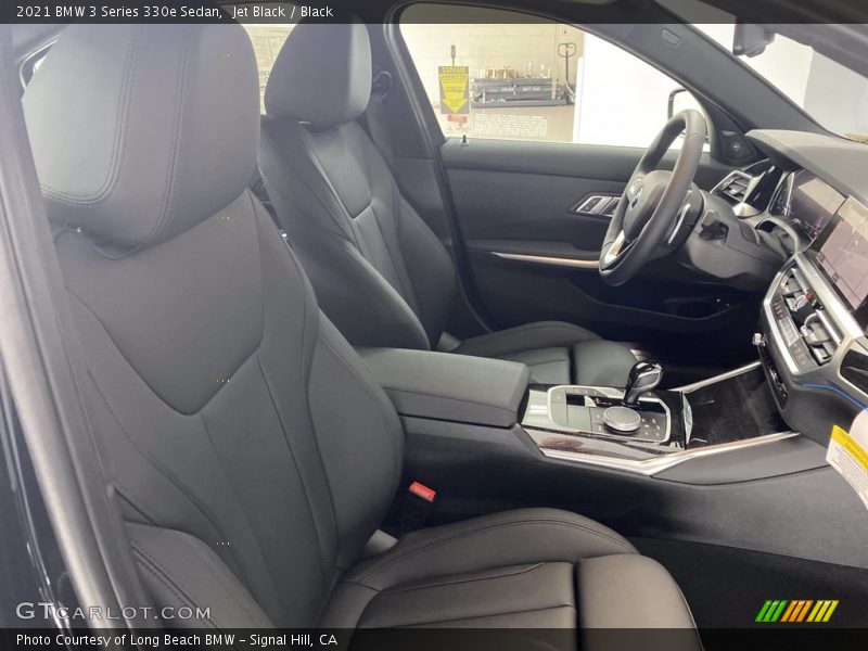 Jet Black / Black 2021 BMW 3 Series 330e Sedan