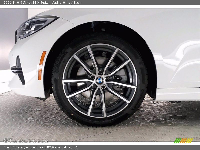 Alpine White / Black 2021 BMW 3 Series 330i Sedan