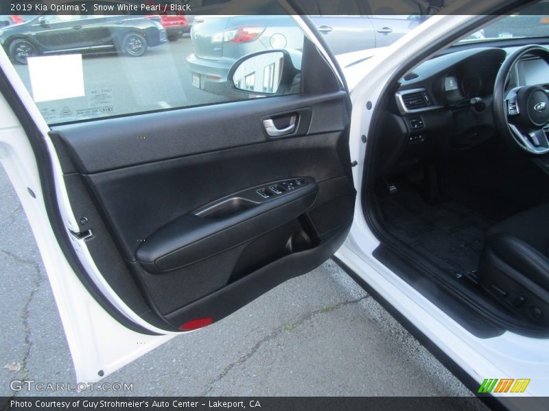 Snow White Pearl / Black 2019 Kia Optima S