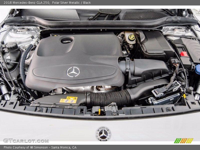 Polar Silver Metallic / Black 2018 Mercedes-Benz GLA 250