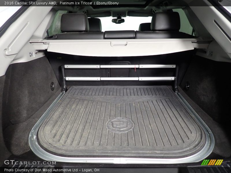 Platinum Ice Tricoat / Ebony/Ebony 2016 Cadillac SRX Luxury AWD