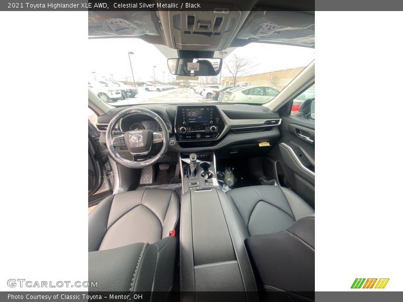 Celestial Silver Metallic / Black 2021 Toyota Highlander XLE AWD