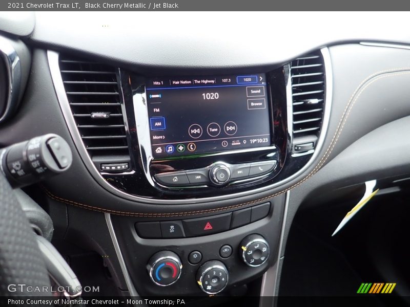 Black Cherry Metallic / Jet Black 2021 Chevrolet Trax LT