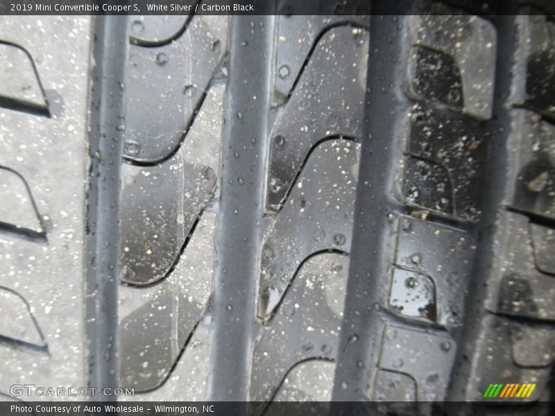White Silver / Carbon Black 2019 Mini Convertible Cooper S