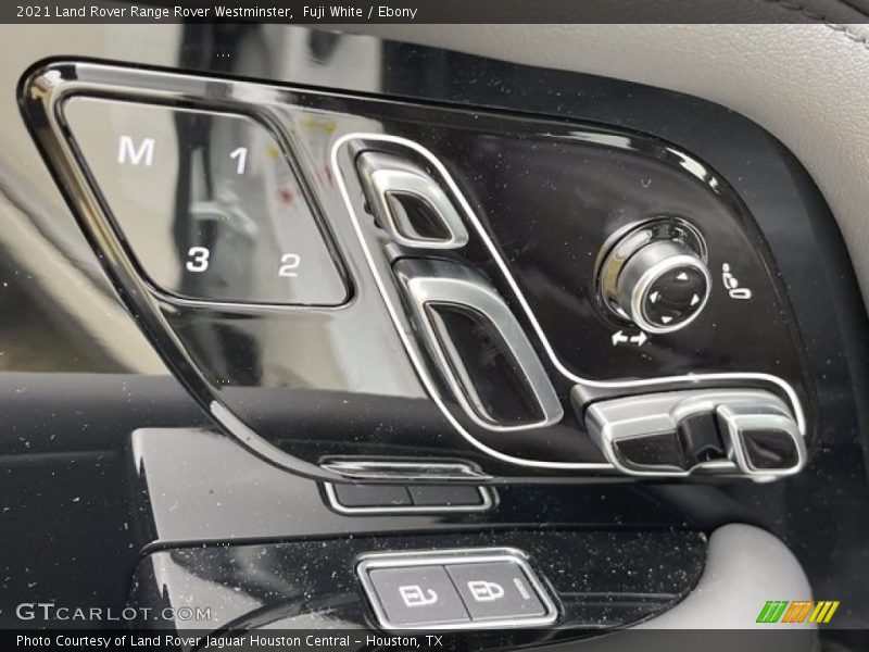 Fuji White / Ebony 2021 Land Rover Range Rover Westminster