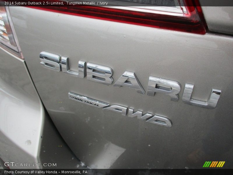 Tungsten Metallic / Ivory 2014 Subaru Outback 2.5i Limited