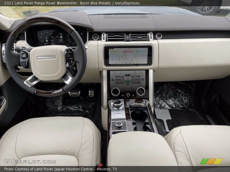 Byron Blue Metallic / Ivory/Espresso 2021 Land Rover Range Rover Westminster
