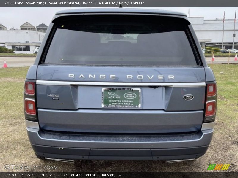 Byron Blue Metallic / Ivory/Espresso 2021 Land Rover Range Rover Westminster