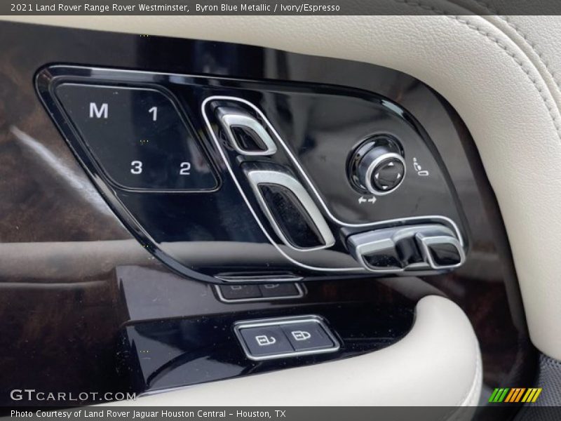 Byron Blue Metallic / Ivory/Espresso 2021 Land Rover Range Rover Westminster