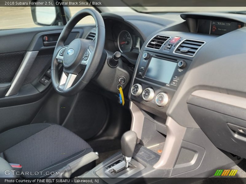 Crystal Black Silica / Black 2018 Subaru Forester 2.5i