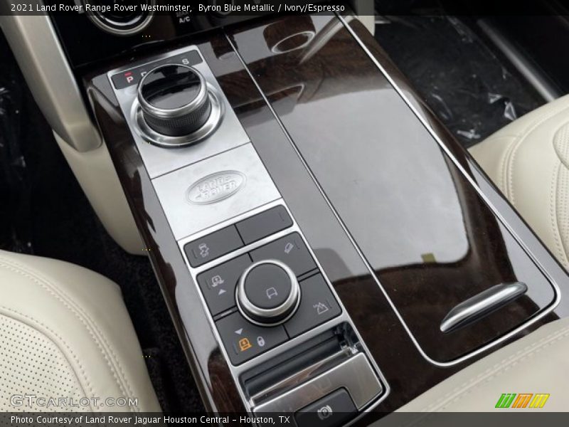 Byron Blue Metallic / Ivory/Espresso 2021 Land Rover Range Rover Westminster