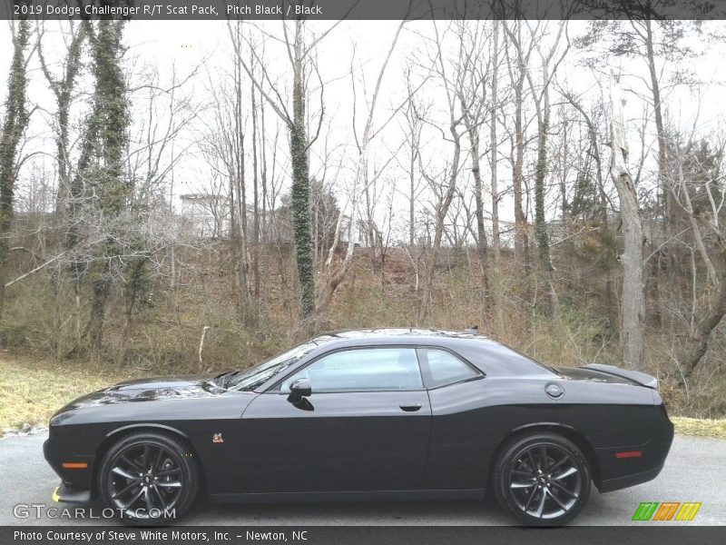  2019 Challenger R/T Scat Pack Pitch Black