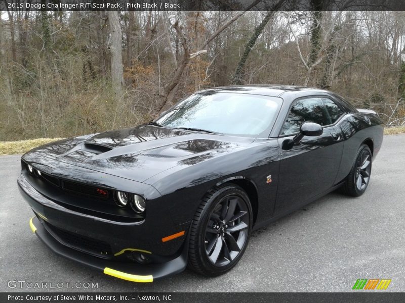 Pitch Black / Black 2019 Dodge Challenger R/T Scat Pack