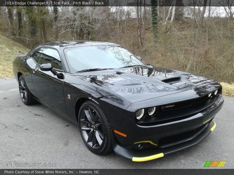  2019 Challenger R/T Scat Pack Pitch Black