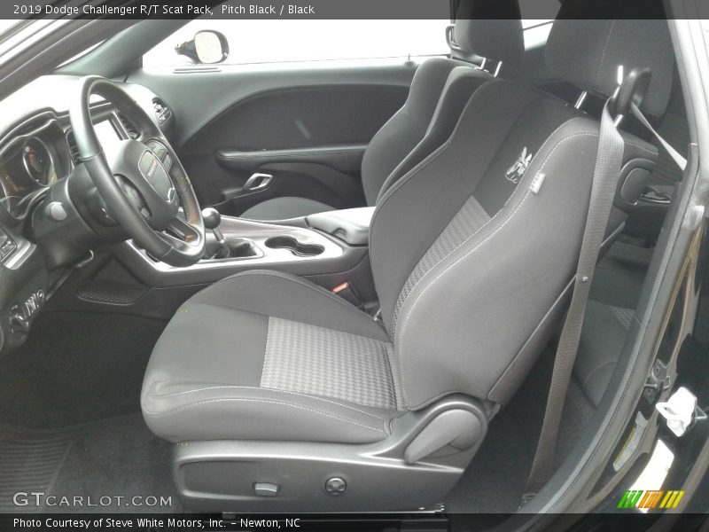Pitch Black / Black 2019 Dodge Challenger R/T Scat Pack