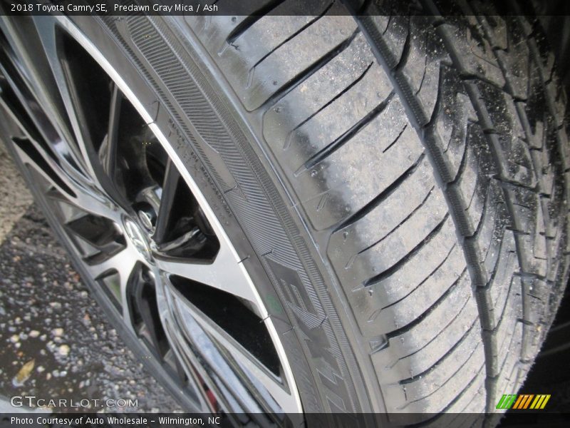 Predawn Gray Mica / Ash 2018 Toyota Camry SE