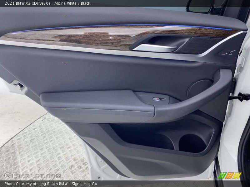 Alpine White / Black 2021 BMW X3 xDrive30e