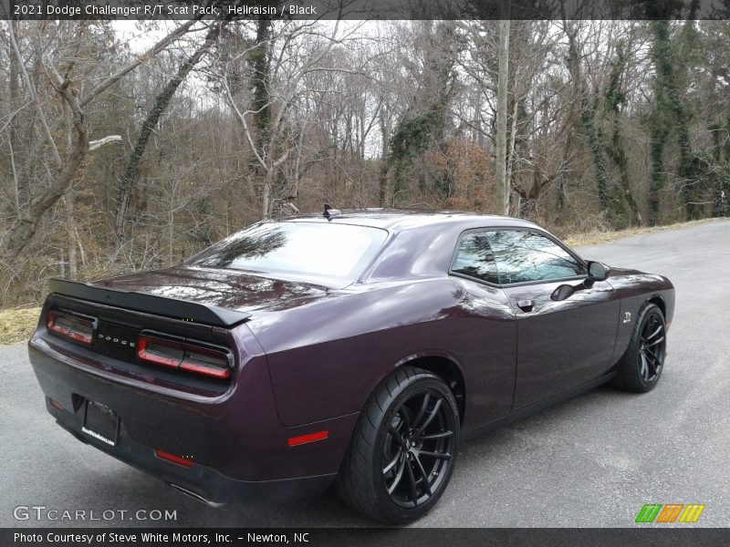 Hellraisin / Black 2021 Dodge Challenger R/T Scat Pack