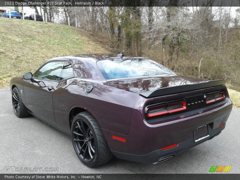 Hellraisin / Black 2021 Dodge Challenger R/T Scat Pack