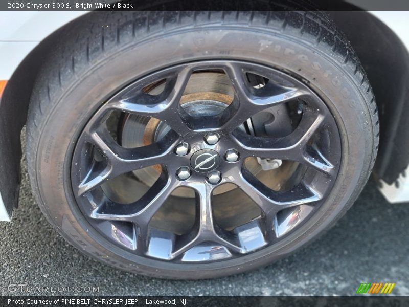 Bright White / Black 2020 Chrysler 300 S