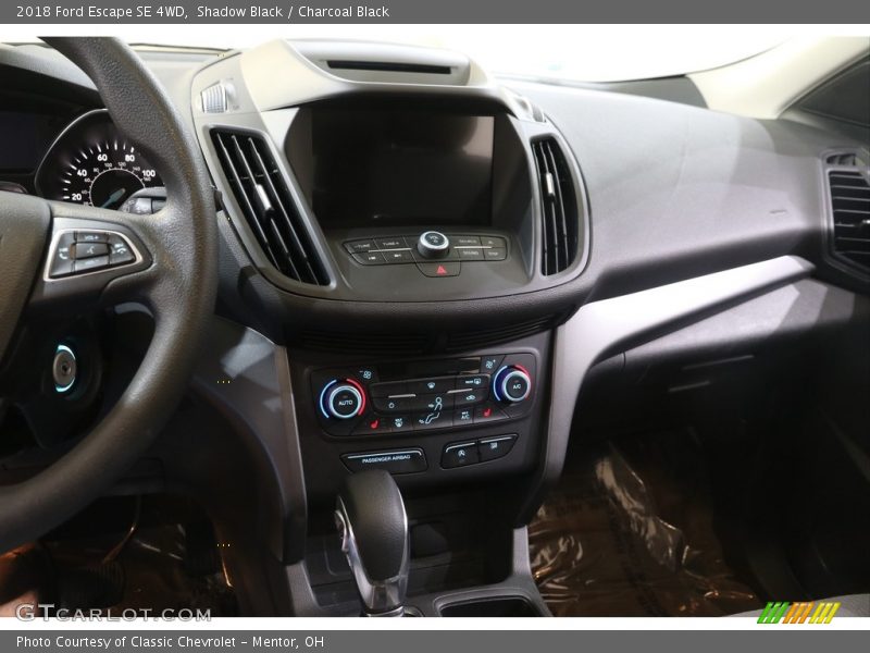 Shadow Black / Charcoal Black 2018 Ford Escape SE 4WD