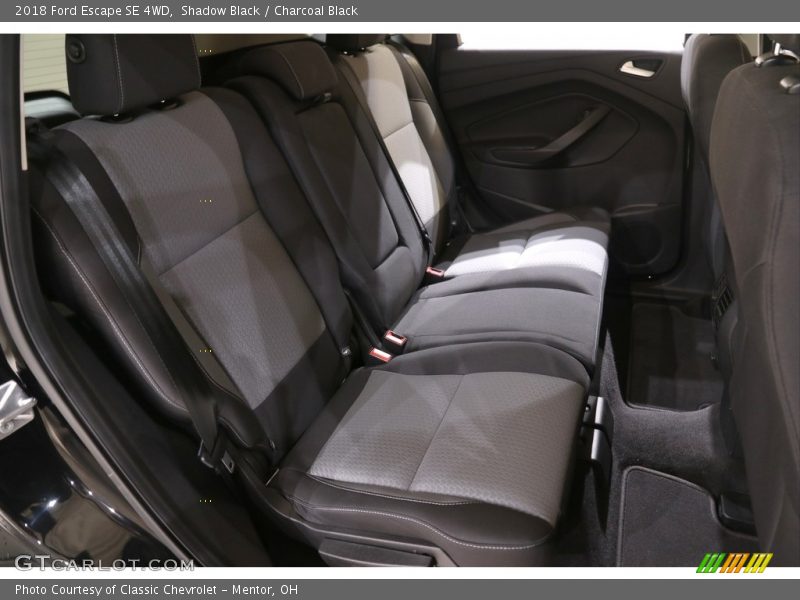 Shadow Black / Charcoal Black 2018 Ford Escape SE 4WD