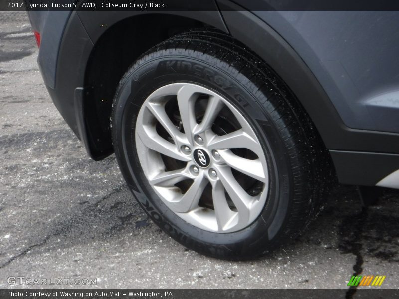 Coliseum Gray / Black 2017 Hyundai Tucson SE AWD