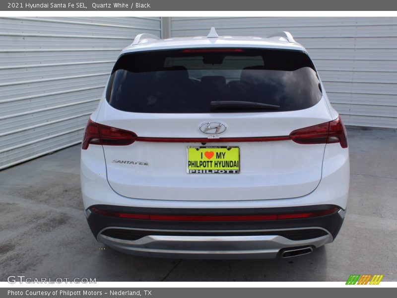 Quartz White / Black 2021 Hyundai Santa Fe SEL