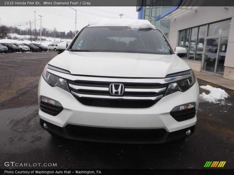 White Diamond Pearl / Gray 2016 Honda Pilot EX