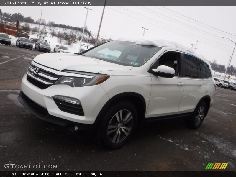 White Diamond Pearl / Gray 2016 Honda Pilot EX