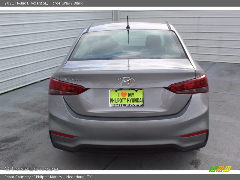 Forge Gray / Black 2021 Hyundai Accent SE