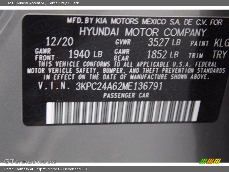 Forge Gray / Black 2021 Hyundai Accent SE