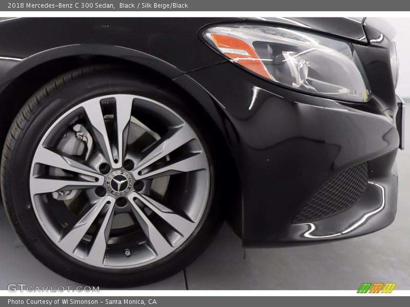 Black / Silk Beige/Black 2018 Mercedes-Benz C 300 Sedan