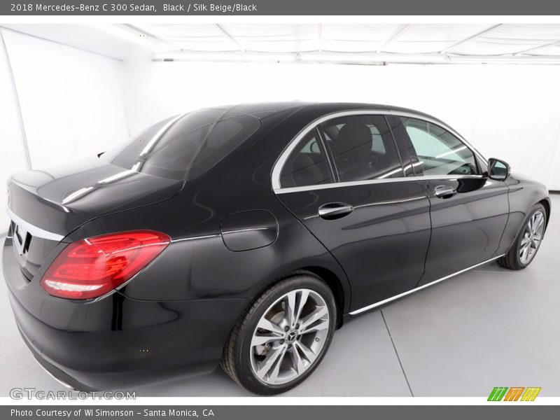 Black / Silk Beige/Black 2018 Mercedes-Benz C 300 Sedan