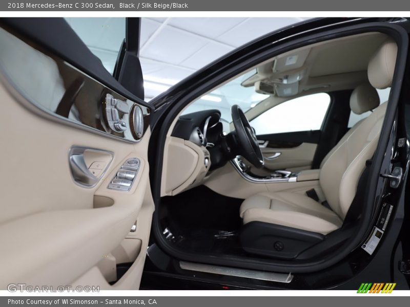 Black / Silk Beige/Black 2018 Mercedes-Benz C 300 Sedan