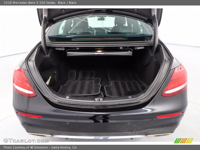 Black / Black 2018 Mercedes-Benz E 300 Sedan