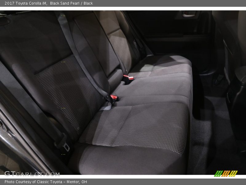 Black Sand Pearl / Black 2017 Toyota Corolla iM