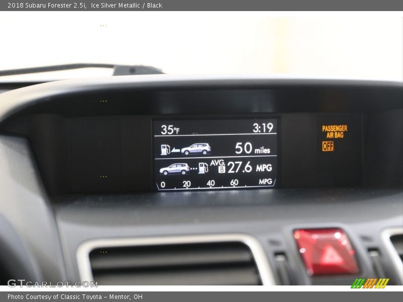 Ice Silver Metallic / Black 2018 Subaru Forester 2.5i