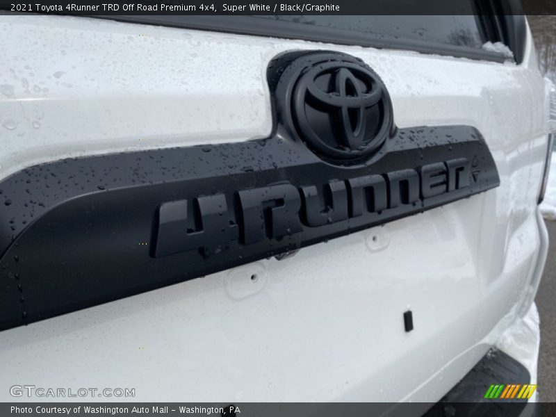 Super White / Black/Graphite 2021 Toyota 4Runner TRD Off Road Premium 4x4
