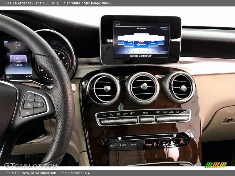 Polar White / Silk Beige/Black 2018 Mercedes-Benz GLC 300