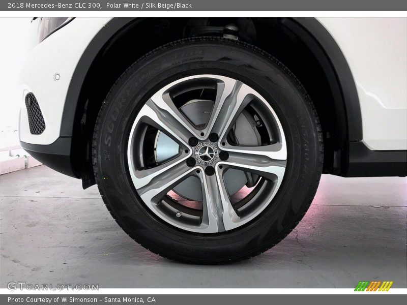 Polar White / Silk Beige/Black 2018 Mercedes-Benz GLC 300