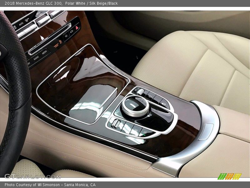 Polar White / Silk Beige/Black 2018 Mercedes-Benz GLC 300