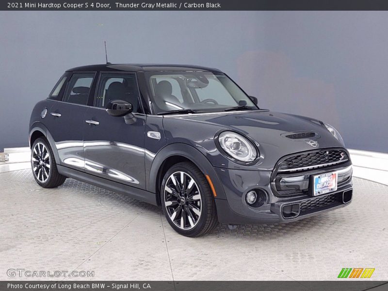Front 3/4 View of 2021 Hardtop Cooper S 4 Door