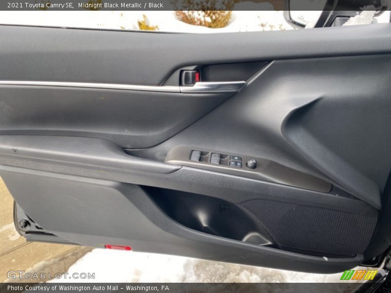 Midnight Black Metallic / Black 2021 Toyota Camry SE