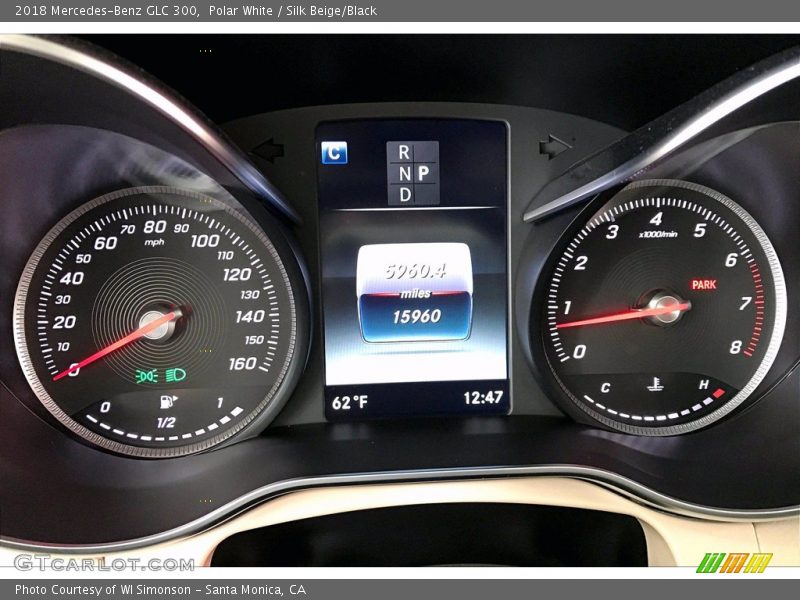 Polar White / Silk Beige/Black 2018 Mercedes-Benz GLC 300