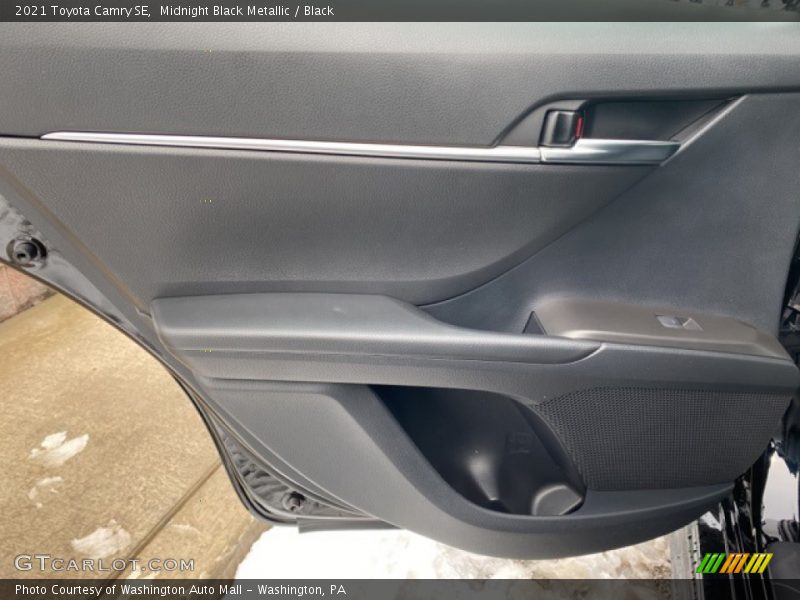 Midnight Black Metallic / Black 2021 Toyota Camry SE