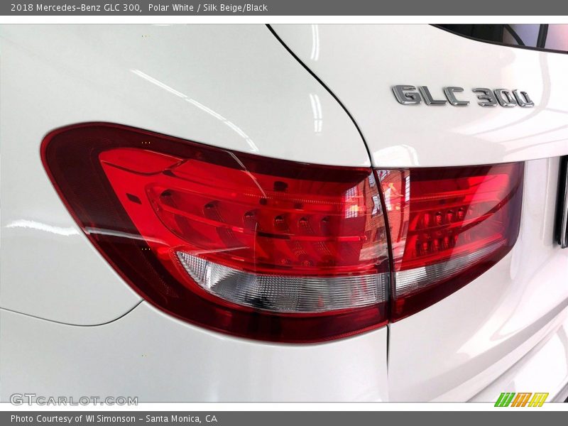 Polar White / Silk Beige/Black 2018 Mercedes-Benz GLC 300